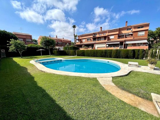 Foto 1 de Casa en venta en avenida De Alicante de 5 habitaciones con terraza y piscina