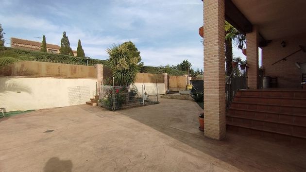 Foto 2 de Casa en venta en Argés de 4 habitaciones con terraza y piscina