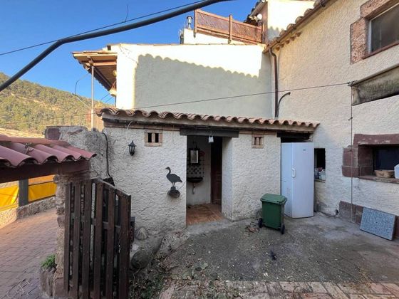 Foto 2 de Casa en venda a calle La Soleia de 4 habitacions amb jardí