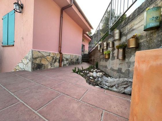 Foto 2 de Venta de casa en Ametlla del Vallès, l´ de 3 habitaciones con terraza y jardín