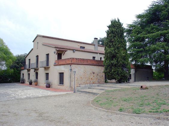 Foto 2 de Casa rural en venda a calle Antonio Machado de 9 habitacions amb terrassa i piscina