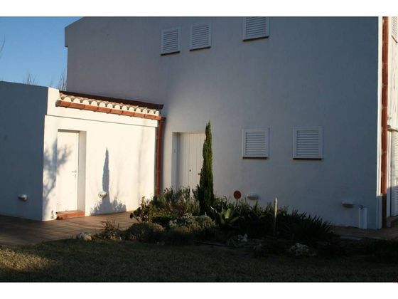 Foto 2 de Venta de casa en Cadaqués de 3 habitaciones con garaje y jardín