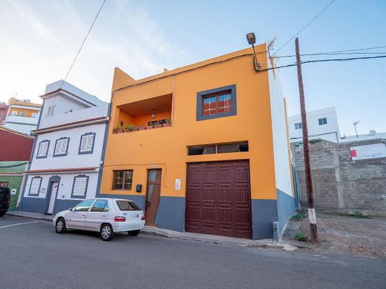 Foto 1 de Casa en venda a calle Santa Cruz de la Palma de 5 habitacions amb terrassa i garatge