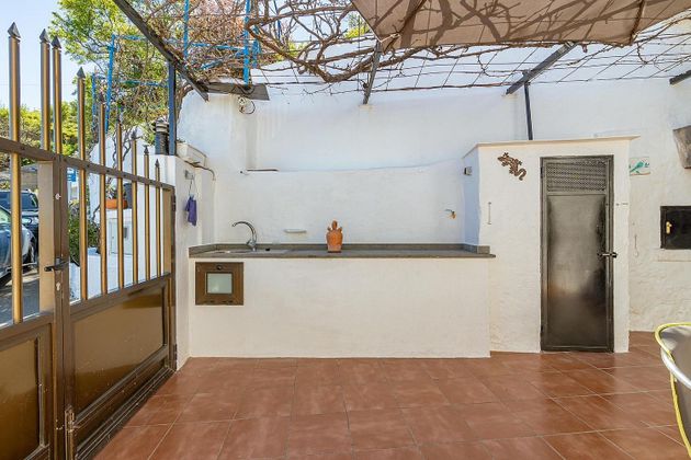 Foto 2 de Casa rural en venda a calle Caserio Las Arbejas de 4 habitacions amb terrassa i jardí