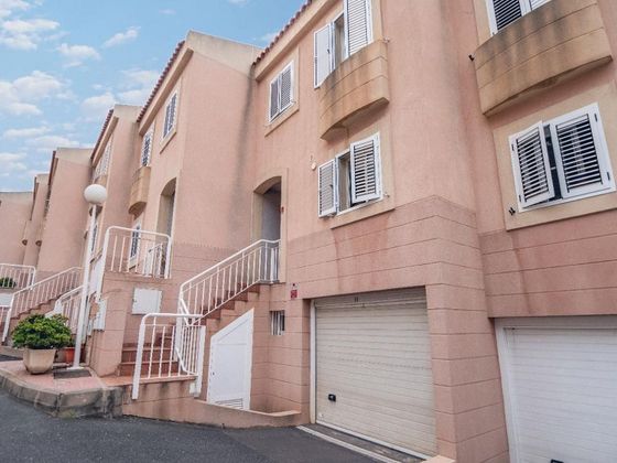 Foto 2 de Casa adosada en venta en Altavista - Don Zoilo de 3 habitaciones con terraza y garaje