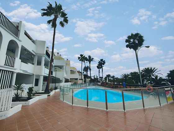 Foto 2 de Piso en alquiler en Playa del Cura - Taurito de 1 habitación con terraza y piscina