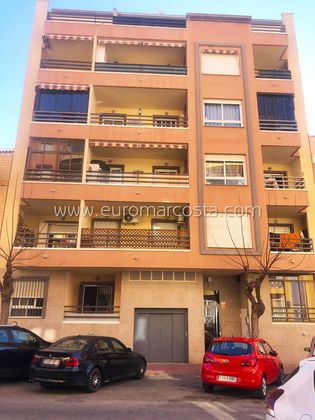 Foto 2 de Pis en venda a Centro - Torrevieja de 2 habitacions amb terrassa i balcó