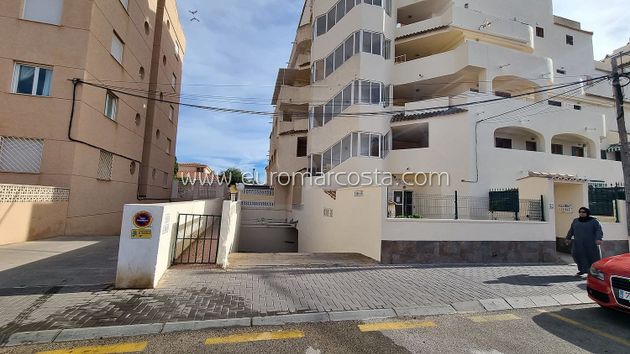 Foto 2 de Piso en venta en Nueva Torrevieja - Aguas Nuevas de 2 habitaciones con terraza y piscina
