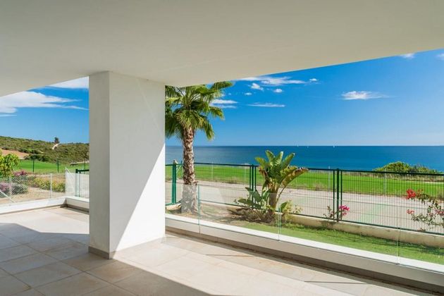 Foto 1 de Xalet en venda a La Alcaidesa de 4 habitacions amb terrassa i piscina