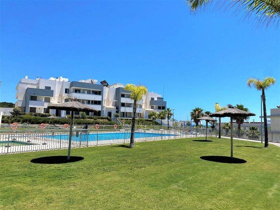 Foto 1 de Pis en lloguer a Estepona Oeste - Valle Romano - Bahía Dorada de 3 habitacions amb terrassa i piscina