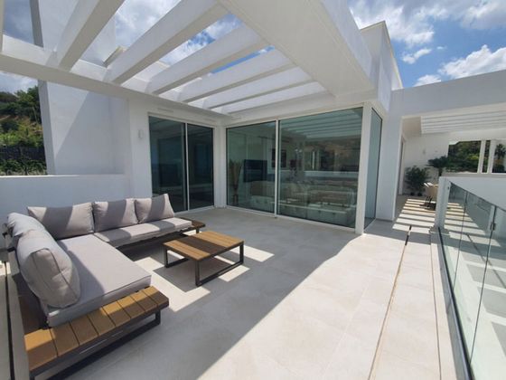 Foto 2 de Ático en venta en Ojén de 3 habitaciones con terraza y piscina