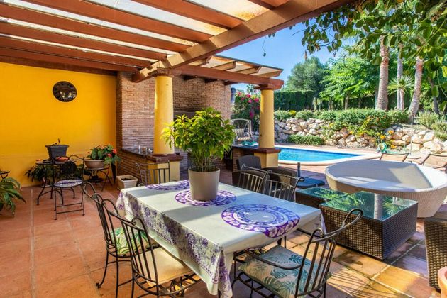 Foto 2 de Casa adosada en venta en Sotogrande Costa de 5 habitaciones con terraza y piscina