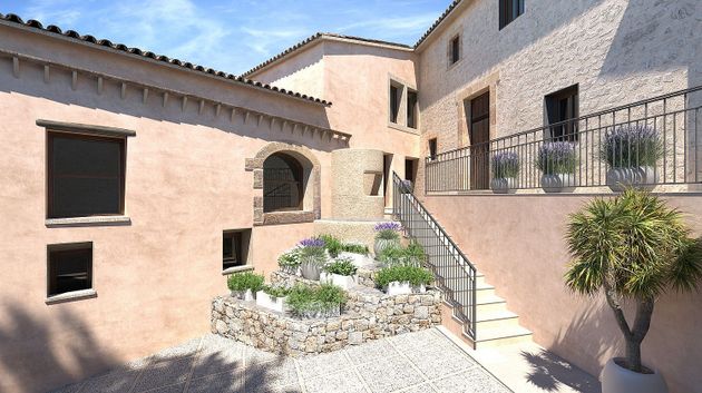 Foto 2 de Chalet en venta en Santa Eugènia de 6 habitaciones con terraza y piscina