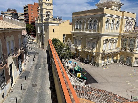 Foto 1 de Dúplex en venda a Casco Histórico de 1 habitació amb balcó i aire acondicionat