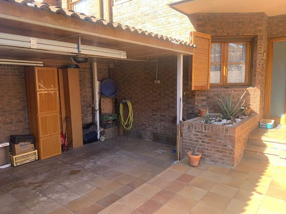 Foto 1 de Casa en venda a Estación-Manantiales de 4 habitacions amb piscina i garatge