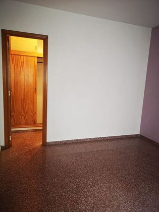 Foto 1 de Piso en venta en Yecla de 4 habitaciones con terraza y garaje