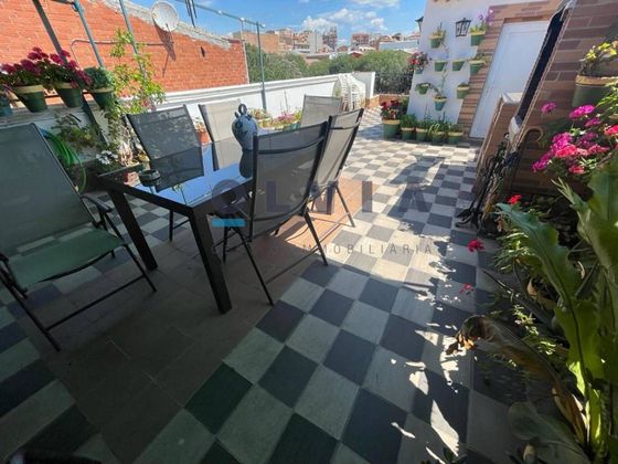 Foto 2 de Dúplex en venda a La Maurina de 3 habitacions amb terrassa i calefacció