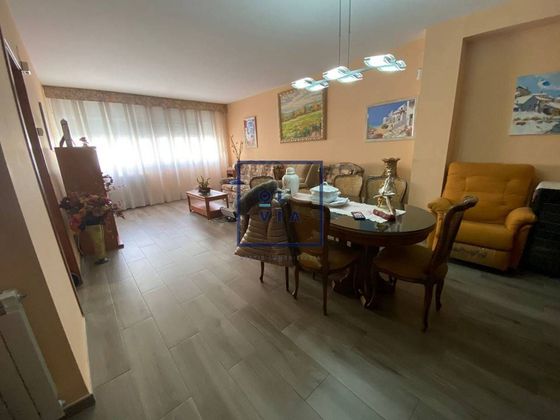 Foto 2 de Piso en venta en Centre - Castellar del Vallès de 3 habitaciones con garaje y aire acondicionado
