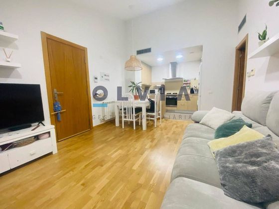 Foto 1 de Pis en venda a Centre - Castellar del Vallès de 2 habitacions amb garatge i aire acondicionat