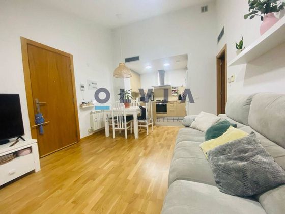 Foto 2 de Pis en venda a Centre - Castellar del Vallès de 2 habitacions amb garatge i aire acondicionat