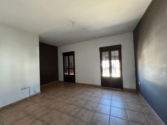 Foto 2 de Casa adossada en venda a Puebla de Sancho Pérez de 3 habitacions amb terrassa i garatge