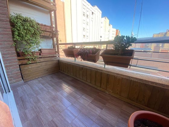 Foto 2 de Piso en venta en calle De Poblet de 4 habitaciones con balcón y aire acondicionado