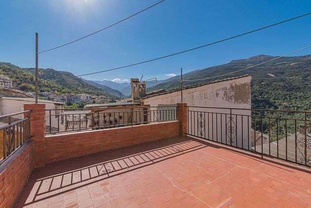 Foto 2 de Casa en venda a Guejar Sierra de 4 habitacions amb terrassa i balcó
