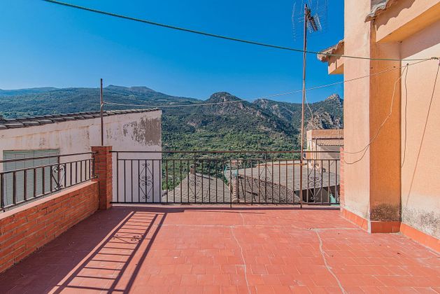 Foto 1 de Casa en venda a Guejar Sierra de 4 habitacions amb terrassa i balcó