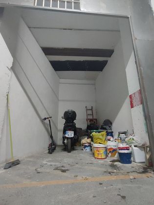 Foto 2 de Garatge en venda a Cenes de la Vega de 11 m²