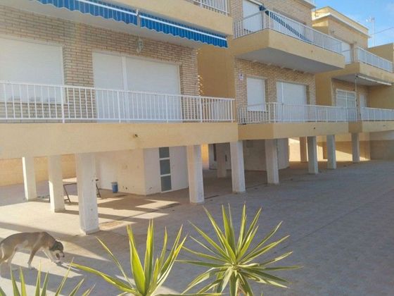 Foto 1 de Pis en venda a calle Islas Canarias de 2 habitacions amb terrassa i garatge