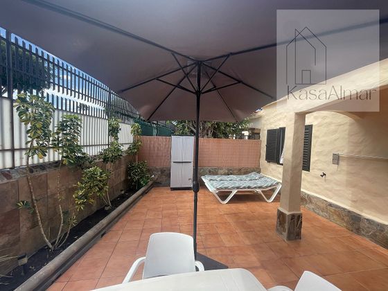 Foto 2 de Casa adossada en lloguer a avenida De Gran Canaria de 1 habitació amb terrassa i piscina
