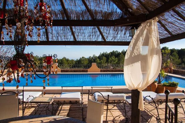 Foto 2 de Venta de casa rural en Benissa de 6 habitaciones con terraza y piscina