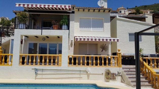Foto 2 de Casa en venda a Jalón/Xaló de 4 habitacions amb terrassa i piscina