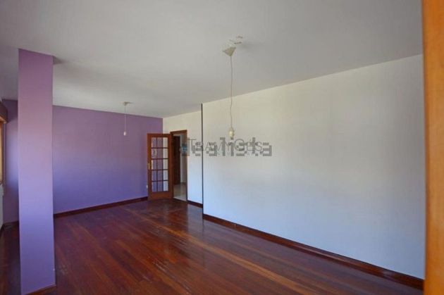 Foto 1 de Pis en venda a Rosal (O) de 3 habitacions amb terrassa i calefacció