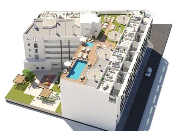 Foto 2 de Pis en venda a Florida Baja de 4 habitacions amb terrassa i piscina