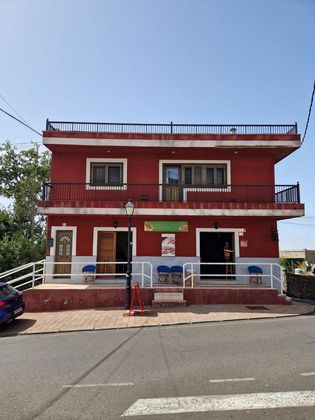 Foto 2 de Casa en venda a Tanque (El) de 5 habitacions amb terrassa i garatge