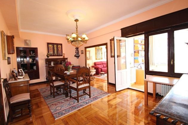 Foto 1 de Piso en venta en Santo Domingo de 4 habitaciones con calefacción y ascensor