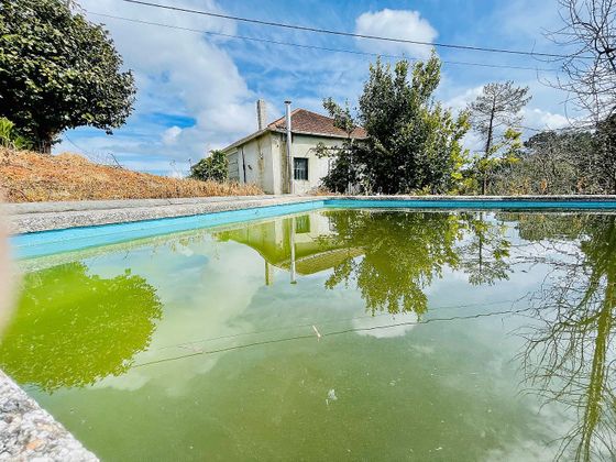 Foto 1 de Xalet en venda a Castrelo de Miño de 5 habitacions amb terrassa i piscina