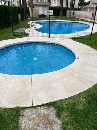 Foto 1 de Piso en venta en Dos Hermanas - Nuevo San Andrés de 3 habitaciones con terraza y piscina