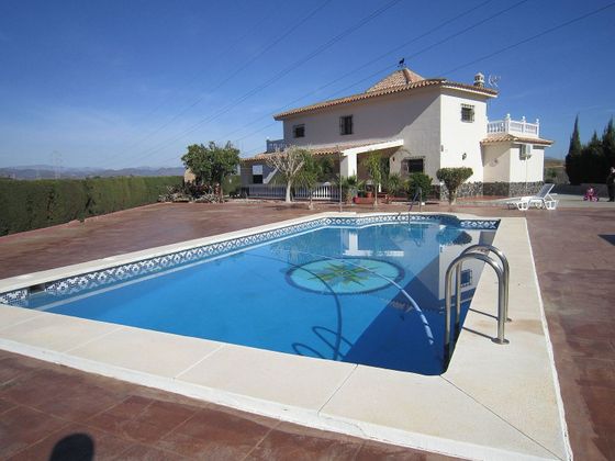 Foto 1 de Pis en venda a Pinos de Alhaurín - Periferia de 5 habitacions amb terrassa i piscina