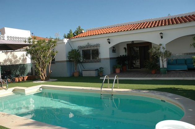 Foto 2 de Xalet en venda a Puerto de la Torre - Atabal de 4 habitacions amb piscina i garatge