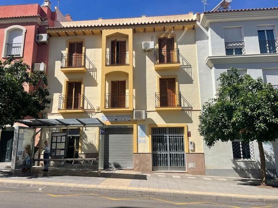 Foto 1 de Casa en venta en calle Eduardo Domínguez Ávila de 6 habitaciones con terraza y aire acondicionado