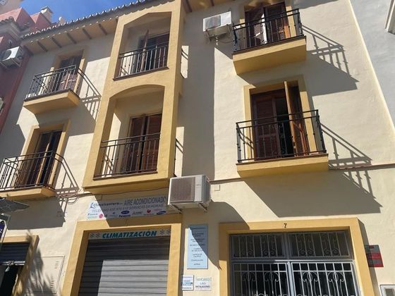 Foto 2 de Casa en venda a calle Eduardo Domínguez Ávila de 6 habitacions amb terrassa i aire acondicionat