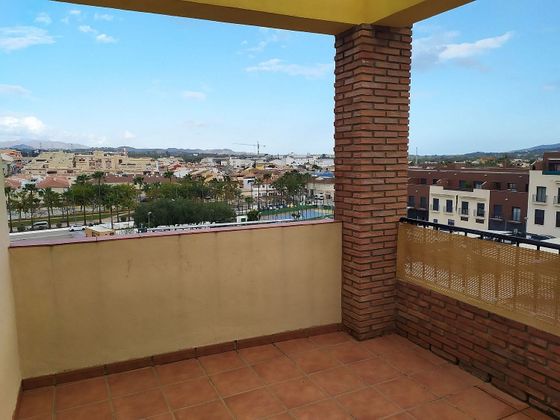 Foto 2 de Venta de ático en Cártama de 1 habitación con terraza y garaje