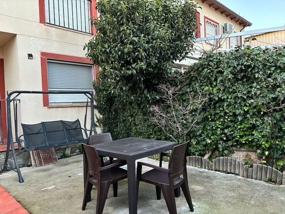 Foto 1 de Casa en venda a Yeles de 3 habitacions amb terrassa i jardí