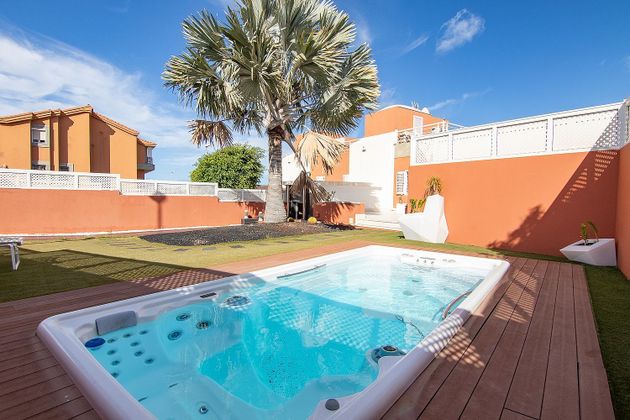 Foto 1 de Casa en venda a Escaleritas de 6 habitacions amb terrassa i piscina