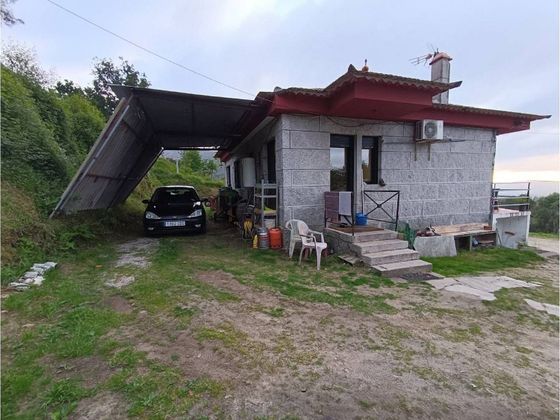 Foto 1 de Casa en venda a Neves (As) de 3 habitacions amb terrassa i calefacció