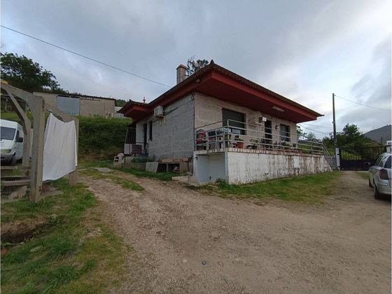 Foto 2 de Casa en venda a Neves (As) de 3 habitacions amb terrassa i calefacció