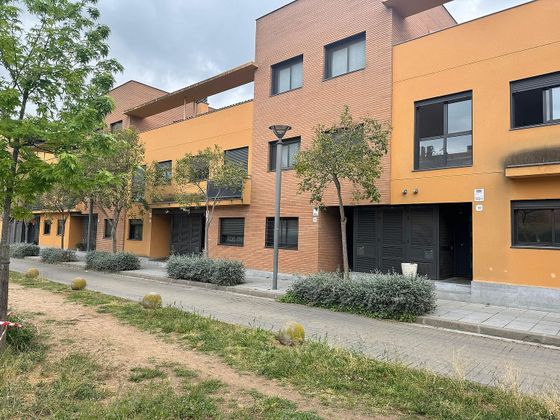 Foto 1 de Casa adossada en venda a Vilanova del Vallès de 4 habitacions amb terrassa i piscina