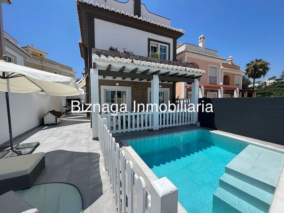 Foto 1 de Venta de chalet en calle Punta Lara de 3 habitaciones con terraza y piscina
